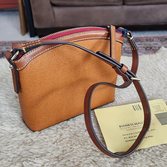 NWT Dooney & Bourke Domed Camden Saffiano Leather Shoulder Bag 🤎🧡🎁